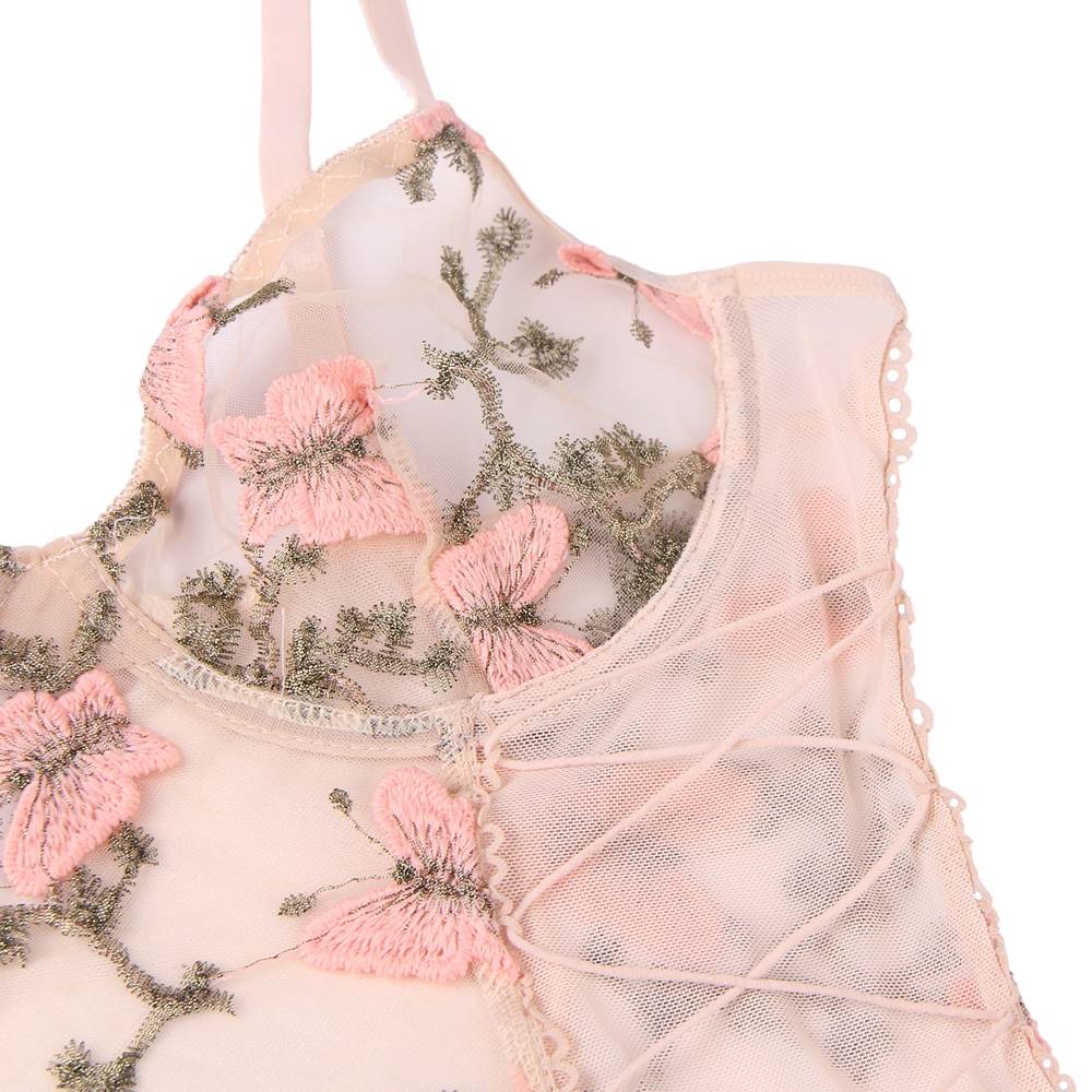 Plus Size Butterfly Pattern Embroidery Mesh Lingerie Set With Underwire